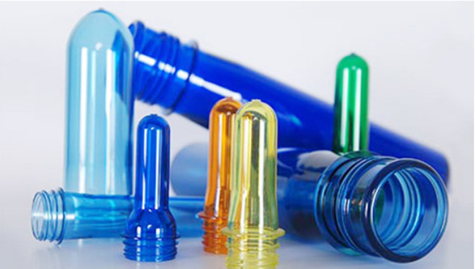 Línea de moldeo de preformas de botellas